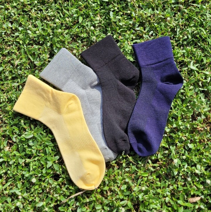 1347 純棉素色寬口無痕休閒襪